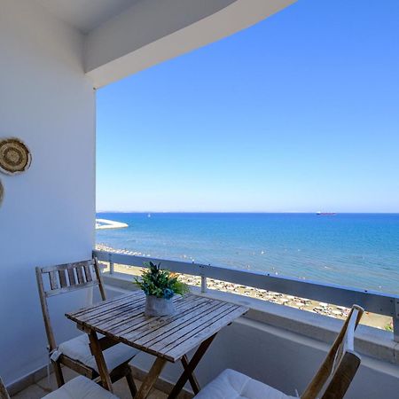 Lazuli Sea View Beachfront- Ap 61 Ларнака Экстерьер фото