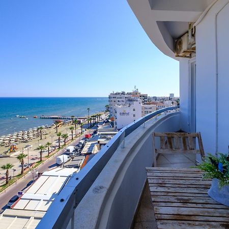 Lazuli Sea View Beachfront- Ap 61 Ларнака Экстерьер фото