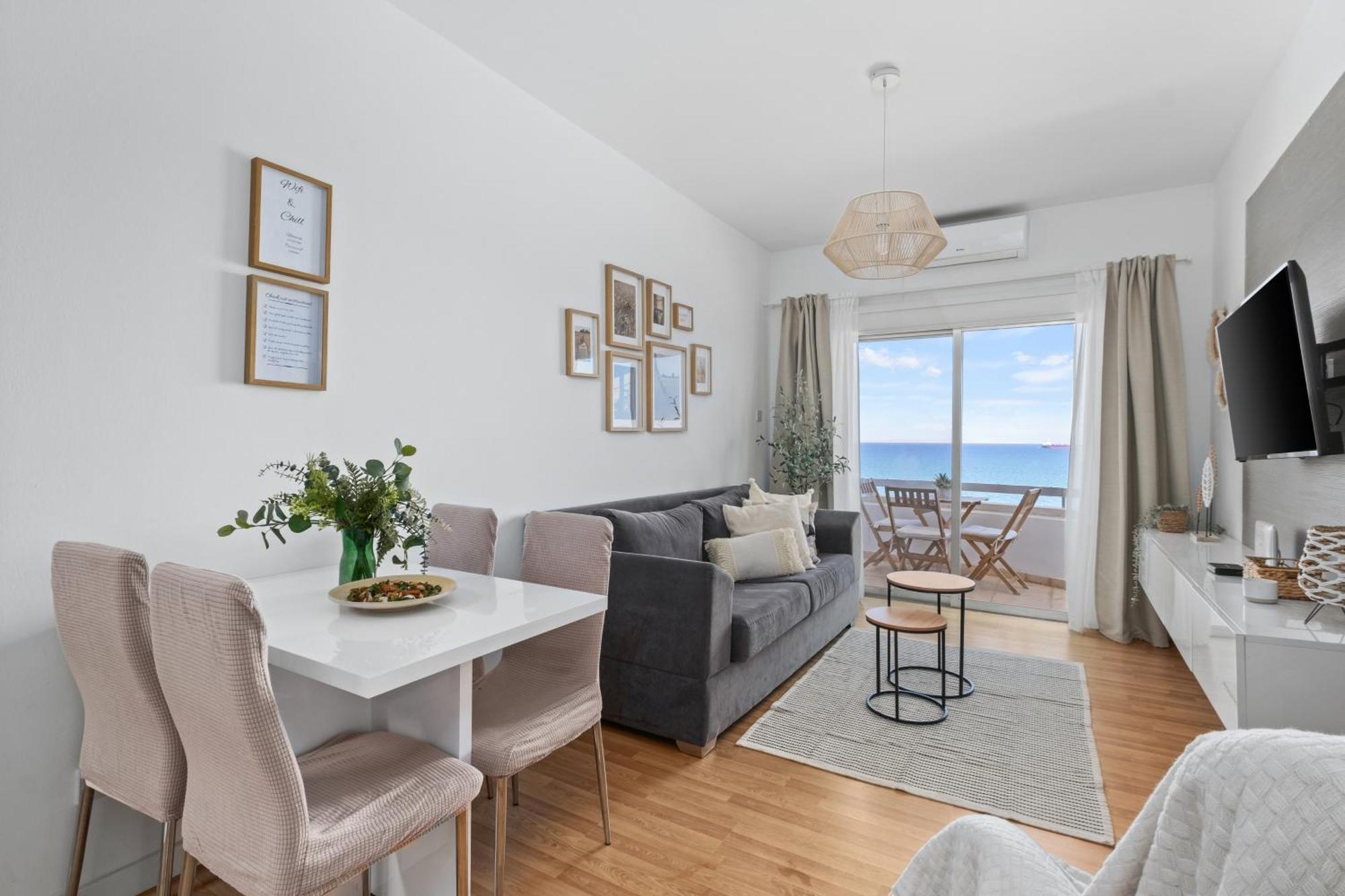Lazuli Sea View Beachfront- Ap 61 Ларнака Экстерьер фото