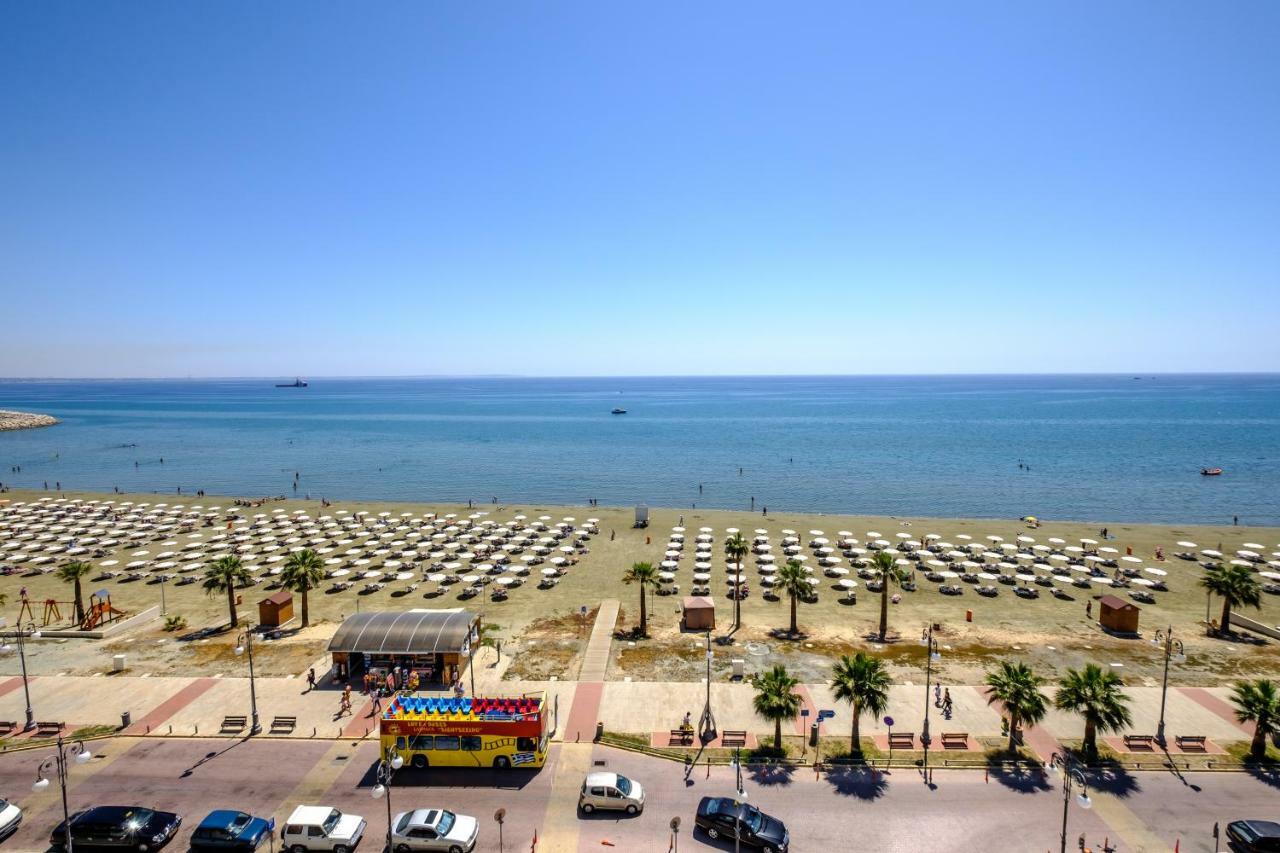 Lazuli Sea View Beachfront- Ap 61 Ларнака Экстерьер фото